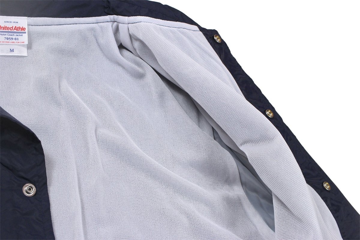 画像9: Dog Town (9)