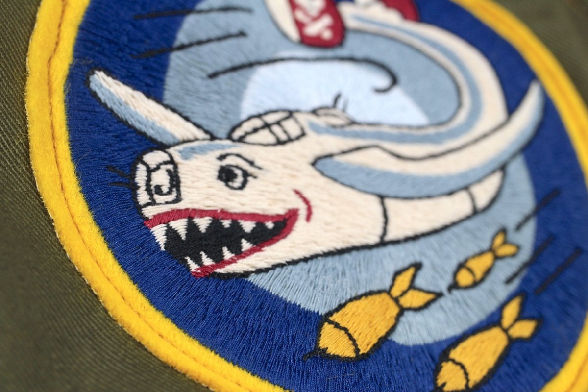 画像10: FREEWHEELERS & CO. ["V8 FLAT OUT" HOT RODDER CUSTOM on USAAF 90TH BG 320TH BSQ TYPE B-10 #2431011 DARK OLIVE size.40] (10)