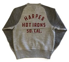 画像2: FREEWHEELERS & CO. ["HARPER HOT IRONS V8" FREEDOM SLEEVE DOUBLE V SWEAT SHIRT #2534006 MIX GRAY×GRAINED CHARCOAL GRAY size.38,40,42,44] (2)