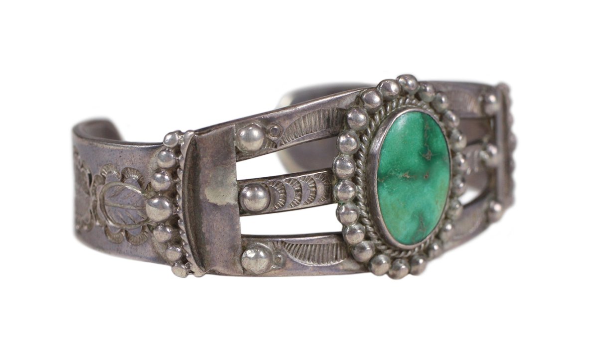 画像2: Navajo #2601 Glen Adakai 1940s "Fred Harvy Style Turquoise Bangle (Fox Turquoise)"  (2)