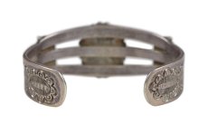 画像4: Navajo #2601 Glen Adakai 1940s "Fred Harvy Style Turquoise Bangle (Fox Turquoise)"  (4)
