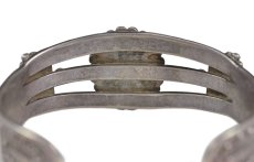画像11: Navajo #2601 Glen Adakai 1940s "Fred Harvy Style Turquoise Bangle (Fox Turquoise)"  (11)