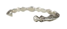 画像3: Navajo #2603 RAY ADAKAI "Triangle Bangle" (3)