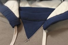 画像4: FREEWHEELERS & CO. ["AFTER HOOD SWEAT SHIRT SET-IN SLEEVE" DOUBLE FACE #2634004 MEDIUM GRAY×OLD NAVY×DRY CREAM size.40,42] (4)